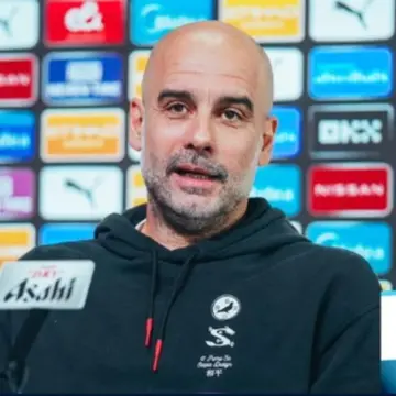 جوارديولا: محمد صلاح أكثر لاعب منافس سبب لي صداعاً خلال مسيرتي